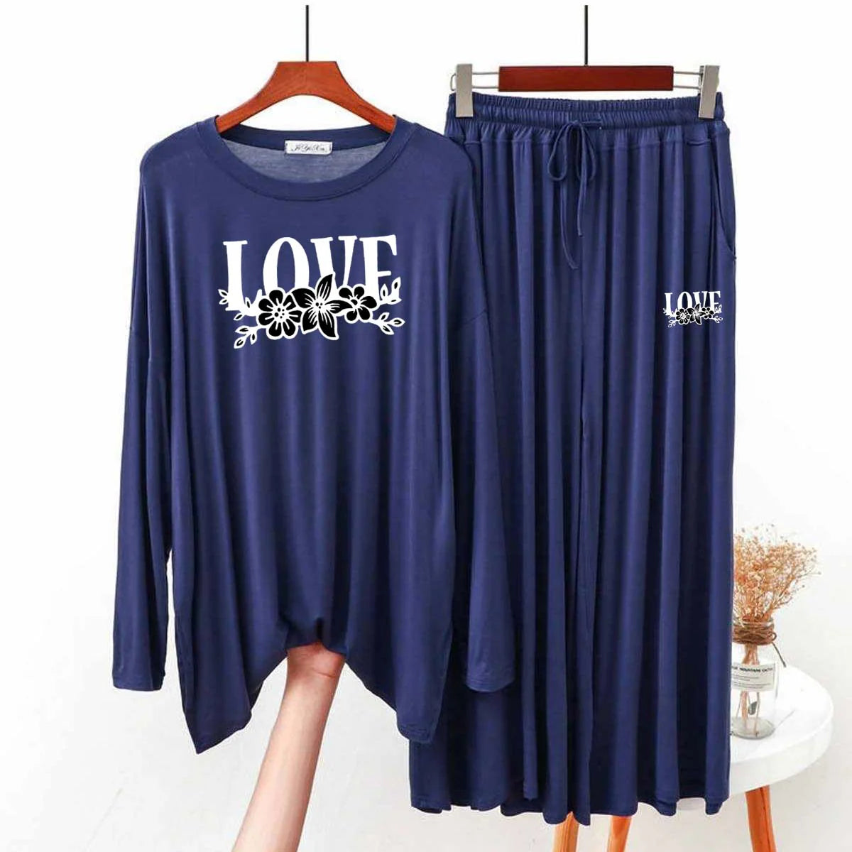 Baggy-Style Big-Printed 2-Pcs Lounge And Night Wear Suit. - KO30