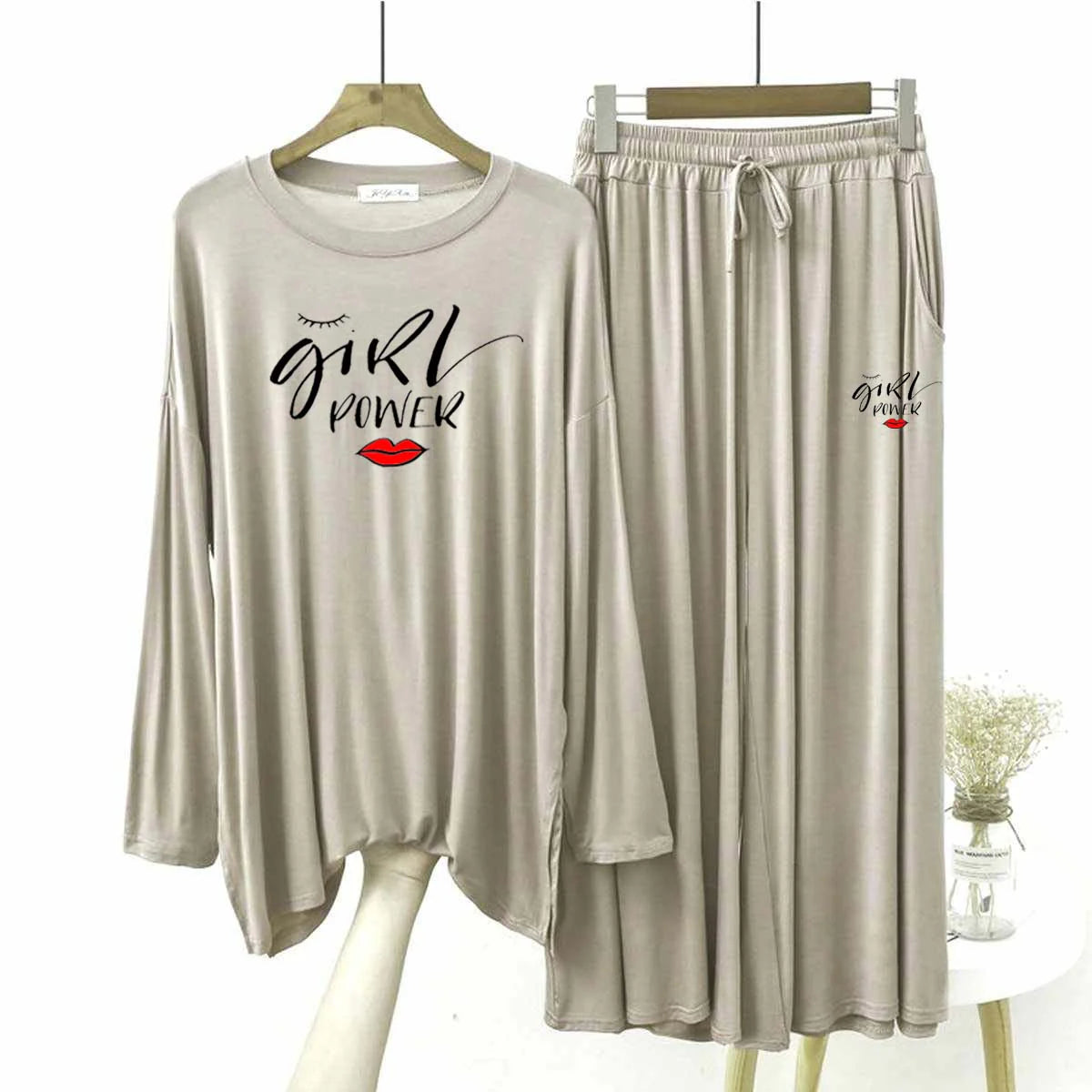 Baggy-Style Big-Printed 2-Pcs Lounge And Night Wear Suit. - KO30
